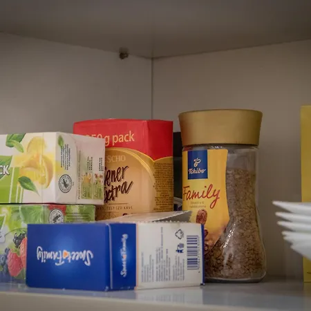 Lovely With Free Parking, Koezponthoz Koezeli 3 Szobas Lakas Apartmán Ráb